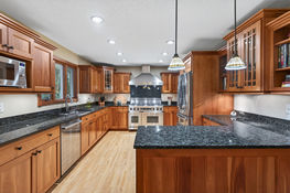 13_13787_116th_St_N13_mls