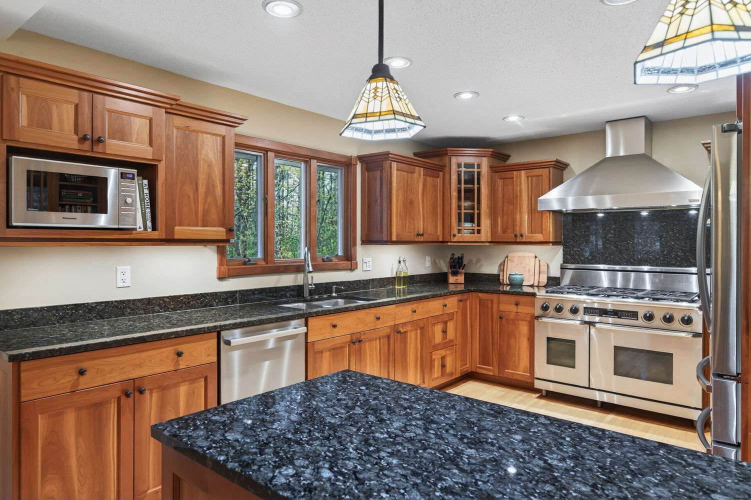 14_13787_116th_St_N14_mls