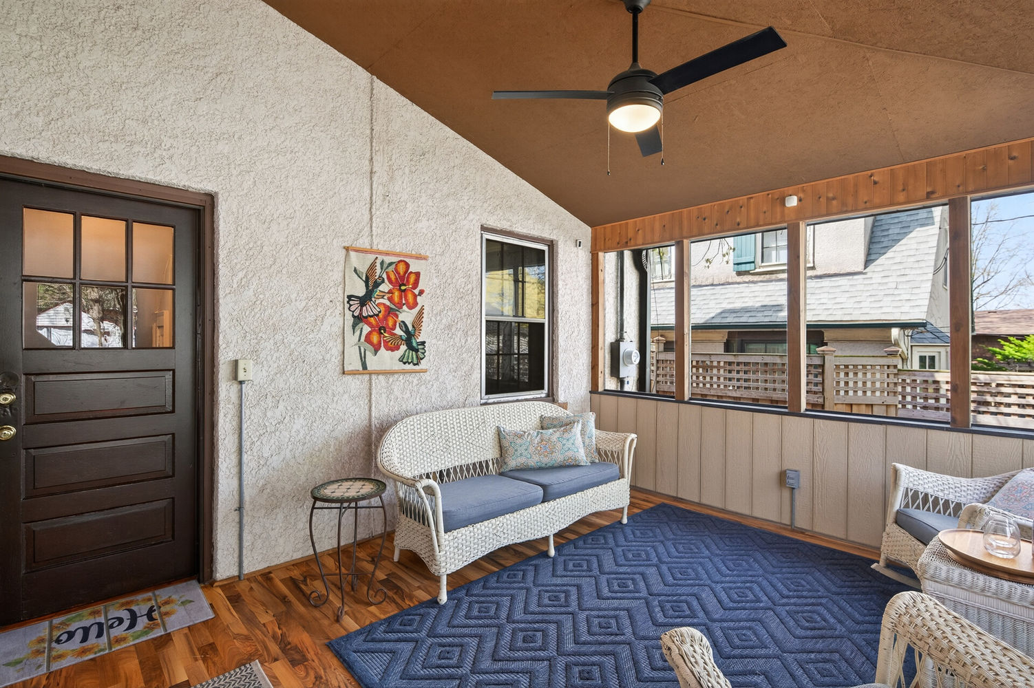 20_2103_Saint_Clair_Ave20_mls