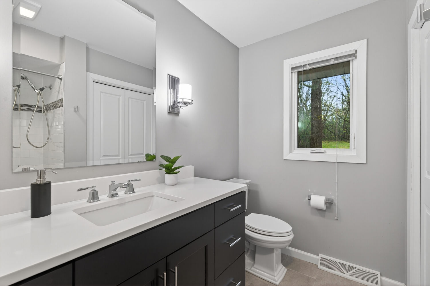 23_13787_116th_St_N23_mls