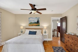 26_2103_Saint_Clair_Ave26_mls