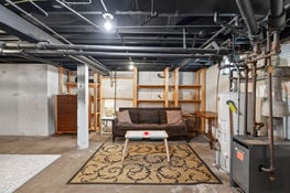34_2103_Saint_Clair_Ave34_mls