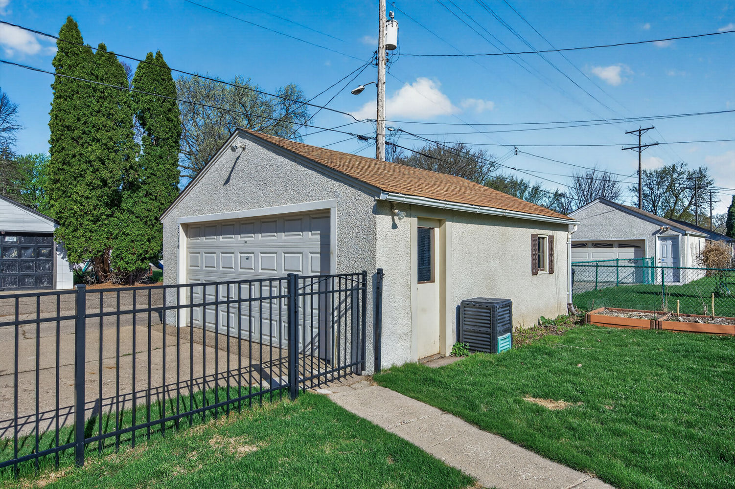 46_3014_Stinson_Blvd46_mls