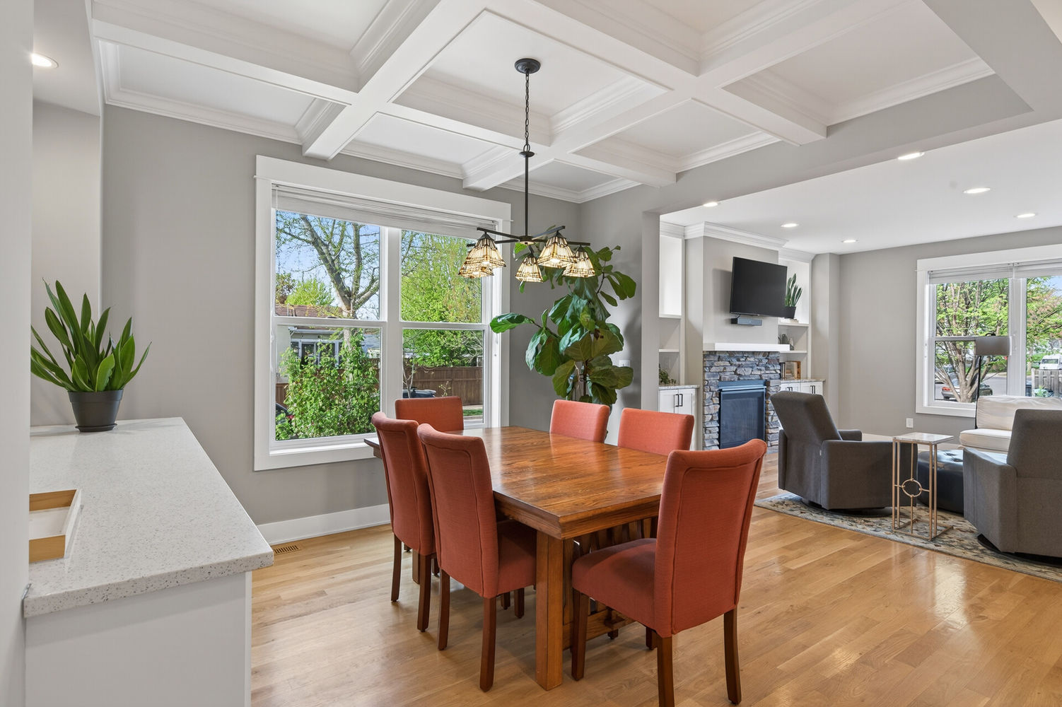 13_4456_43rd_Ave_S13_mls
