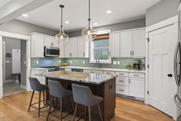 15_4456_43rd_Ave_S15_mls