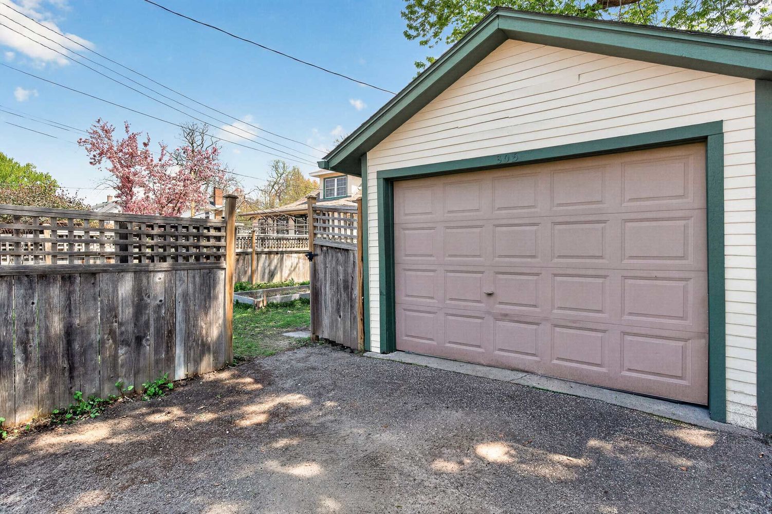 305-BRIMHAL-GARAGE