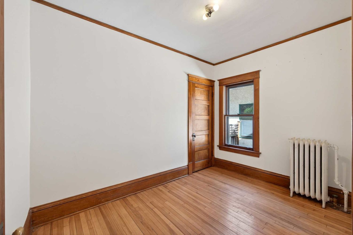 main-floor-bedroom---305-Brimhall