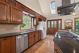 08_8840_River_Heights8_mls