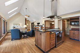 11_8840_River_Heights11_mls