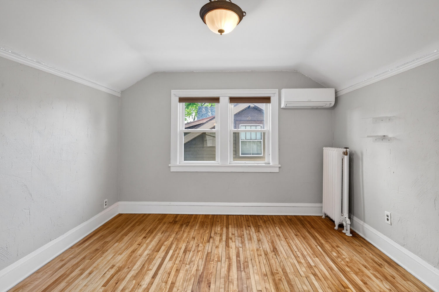 32_3023_45th_Ave_S32_mls