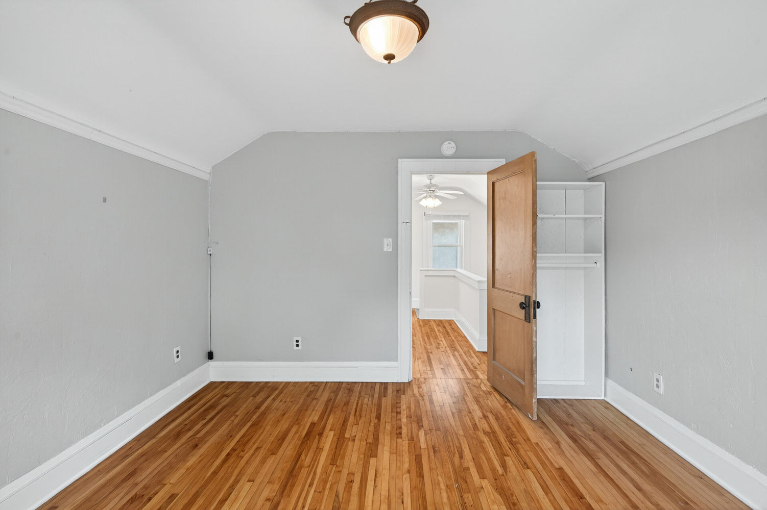 33_3023_45th_Ave_S33_mls