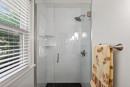 34_3704_38th34_mls