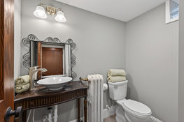 43_1843_Wellesley43_mls