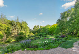 43_8840_River_Heights43_mls