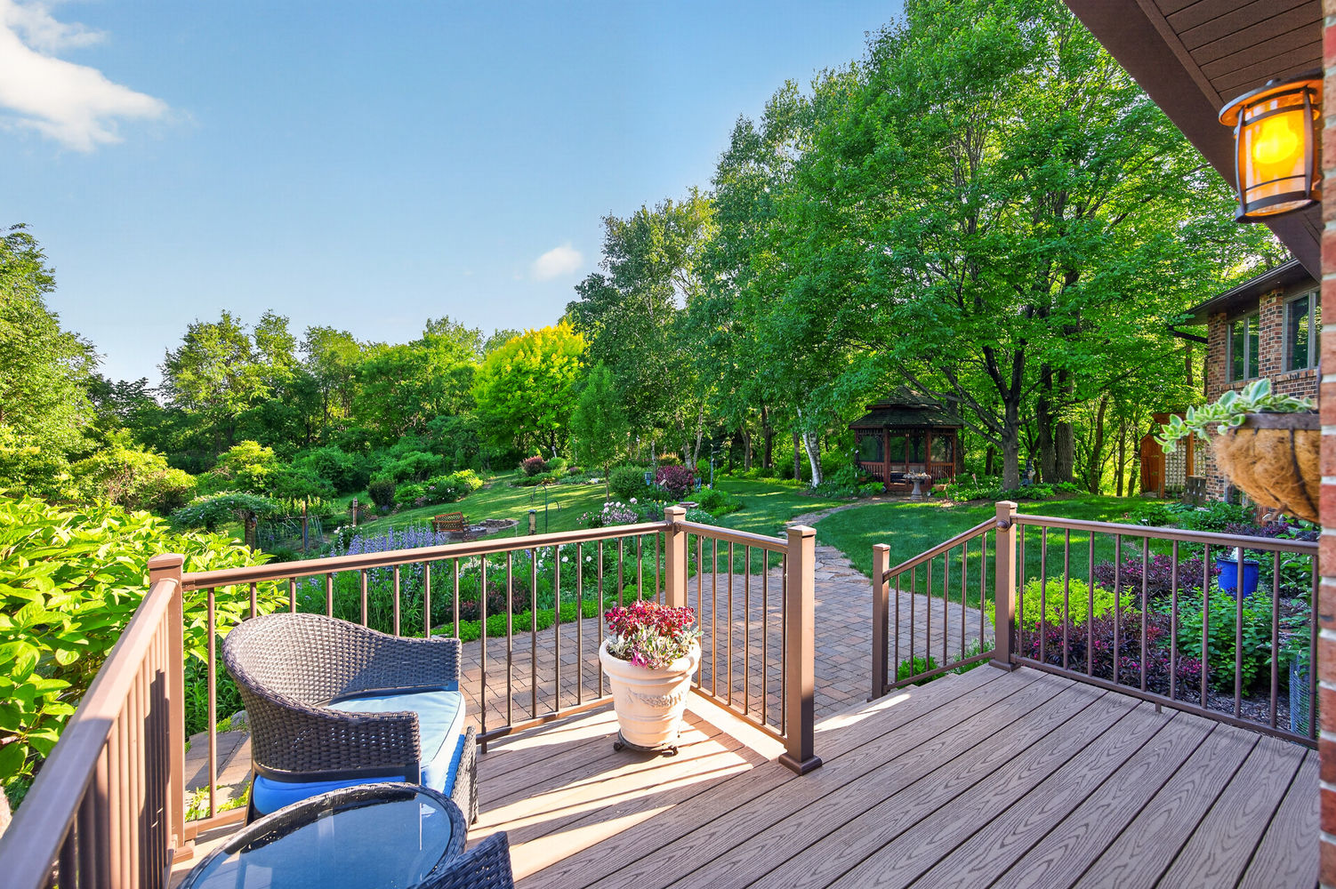 46_8840_River_Heights46_mls