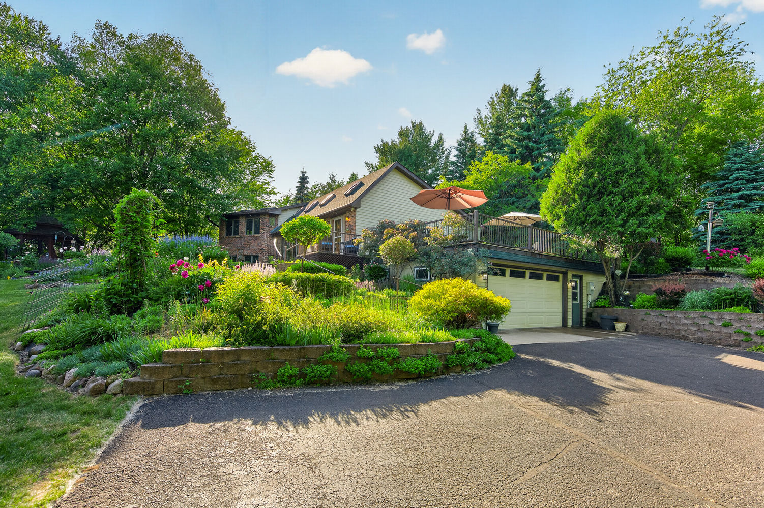 50_8840_River_Heights50_mls