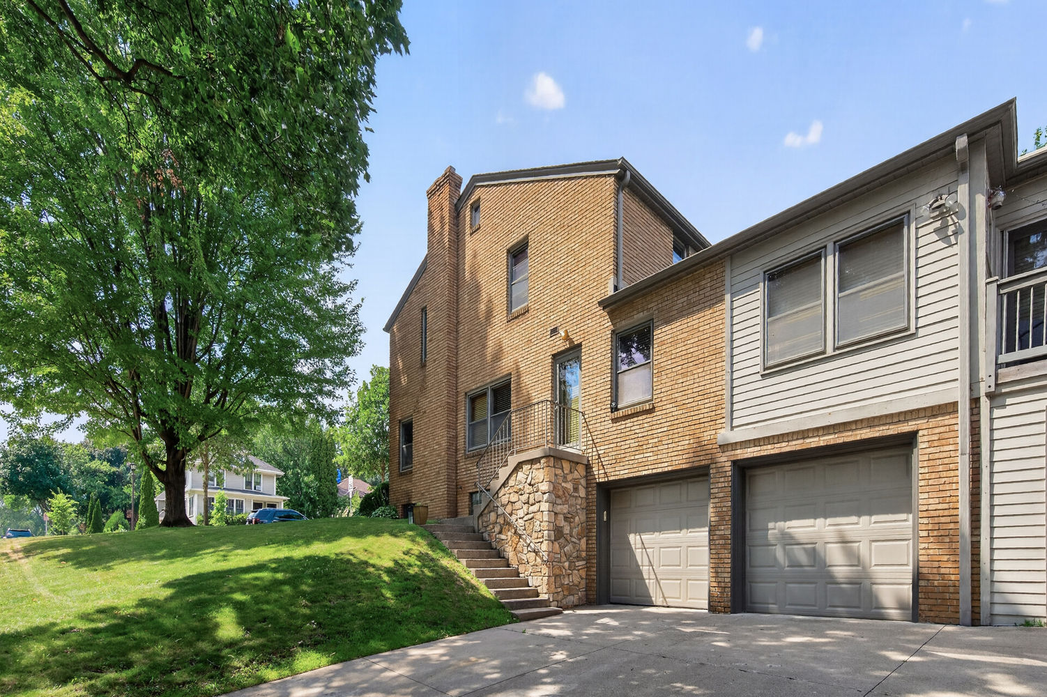 03_444_Lexington_Unit_23_mls