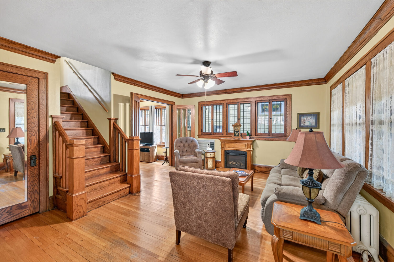 08_1587_Wellesley8_mls