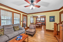 12_1587_Wellesley12_mls