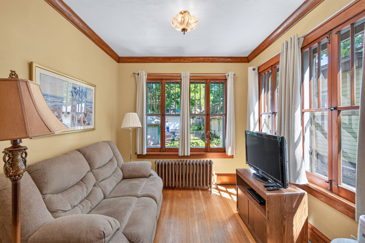 13_1587_Wellesley13_mls