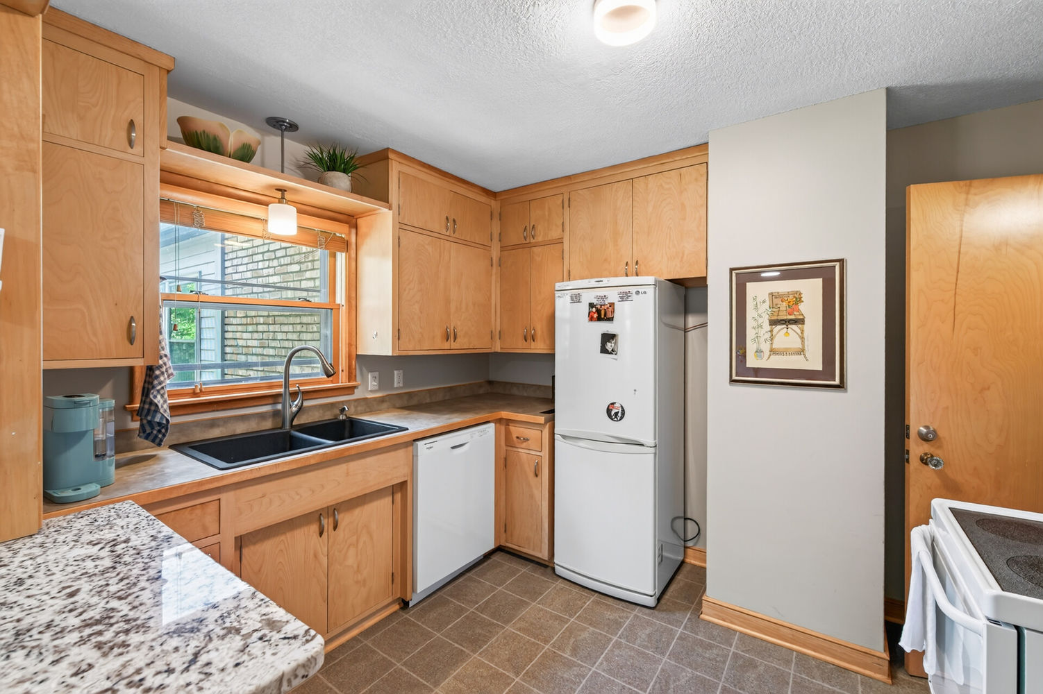 17_444_Lexington_Unit_217_mls