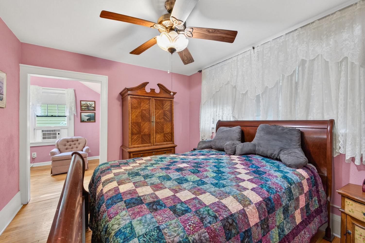 29_1587_Wellesley29_mls