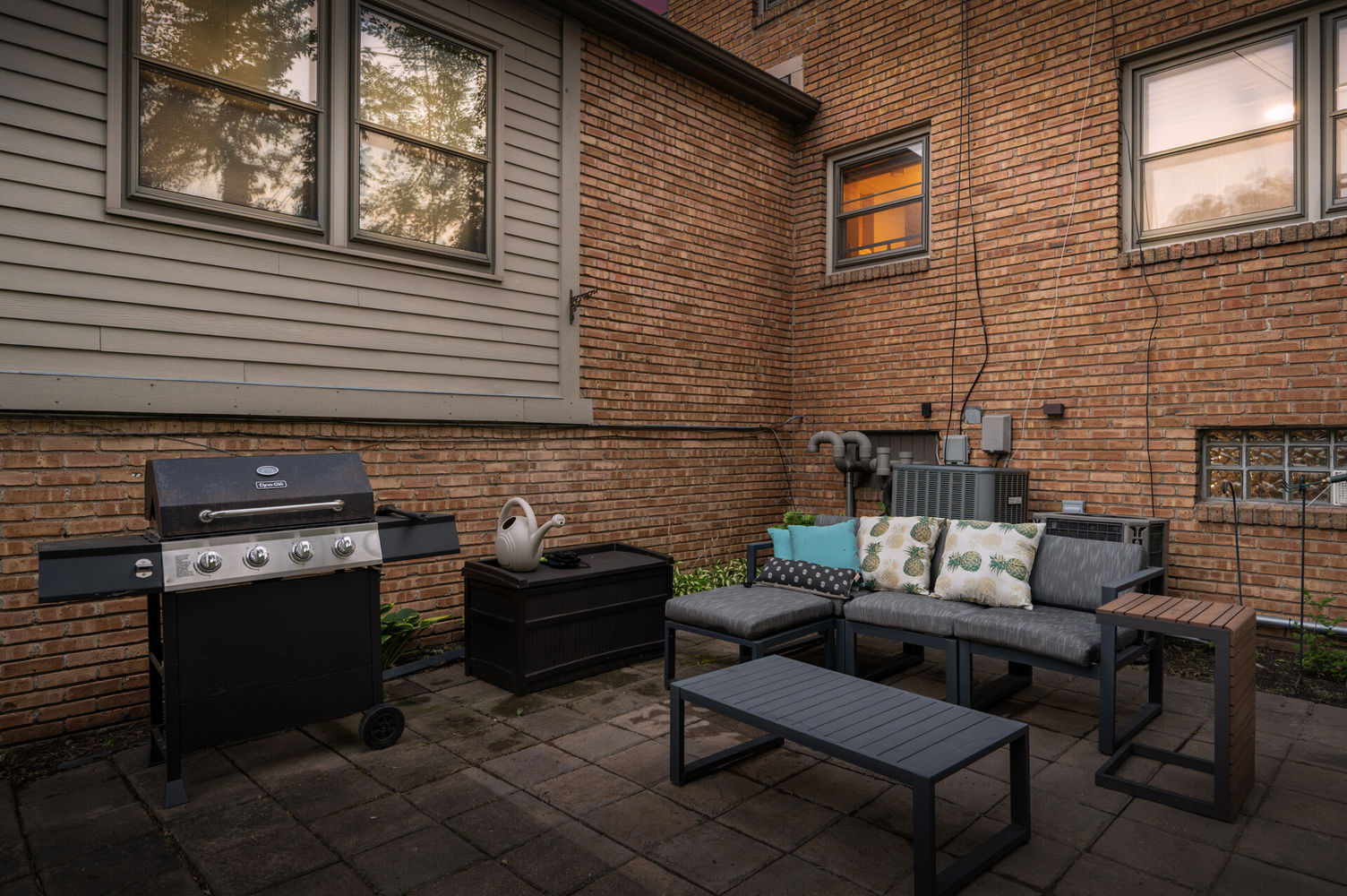 51_444_Lexington_Pkwy_S_2_RT9_mls