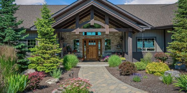 Why Some Homes in Sandpoint Sell Fast