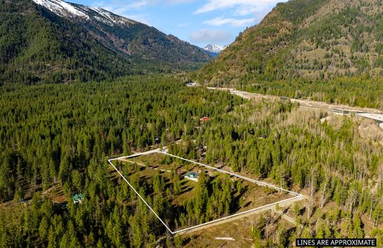 35_DJI_20260408072426_0691_D plotline