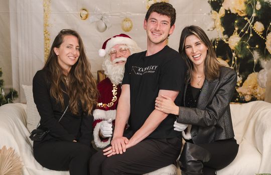 Kaminsky REG (11-21-25) Christmas Party