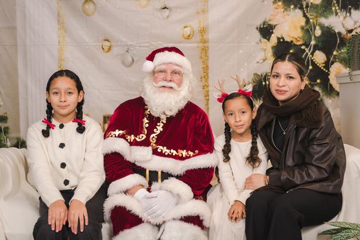 Kaminsky REG (11-21-25) Christmas Party