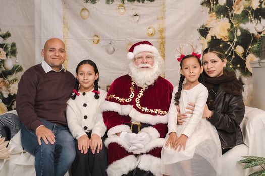 Kaminsky REG (11-21-25) Christmas Party