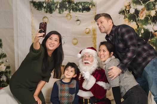 Kaminsky REG (11-21-25) Christmas Party