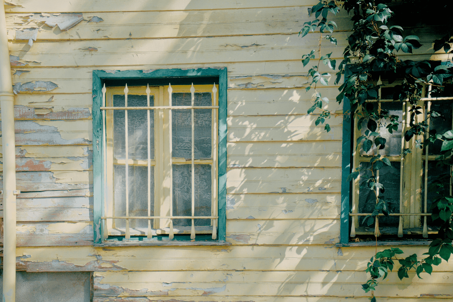 fixer-upper-house-exterior