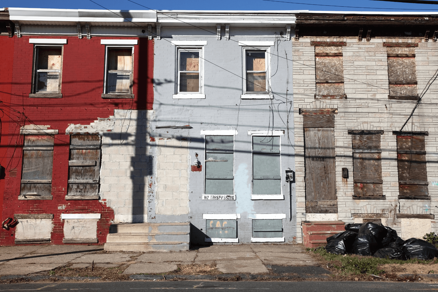 Abandoned homes in a quiet neighborhood
