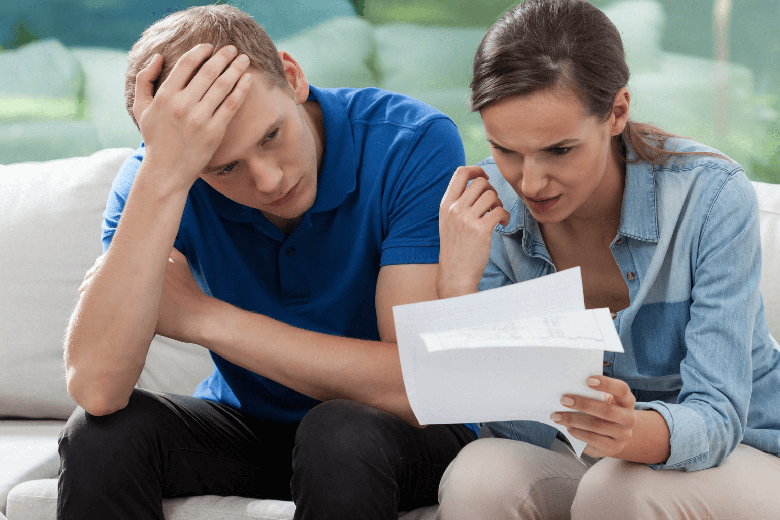 Selling a House Involved in Crime: Worried homebuyers evaluating a property