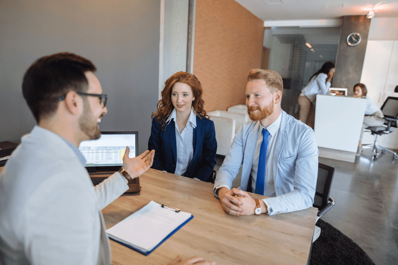 Homeowner meeting with a lender to discuss mortgage options