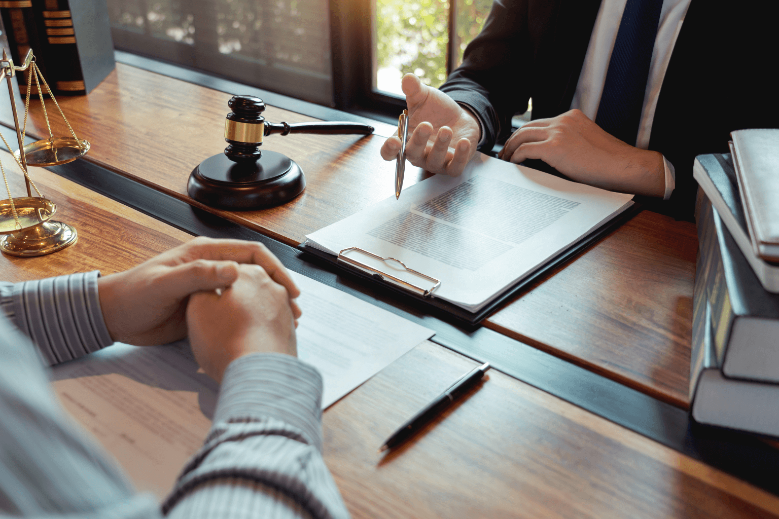 Executor meeting with attorney to understand probate process