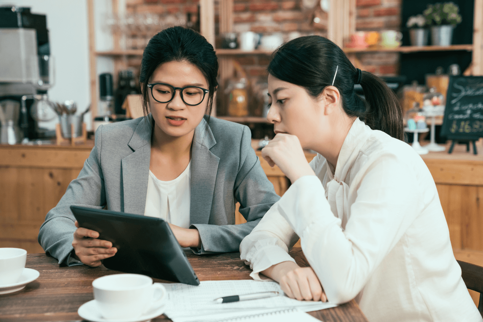 Homeowner talking with a real estate investor about selling options