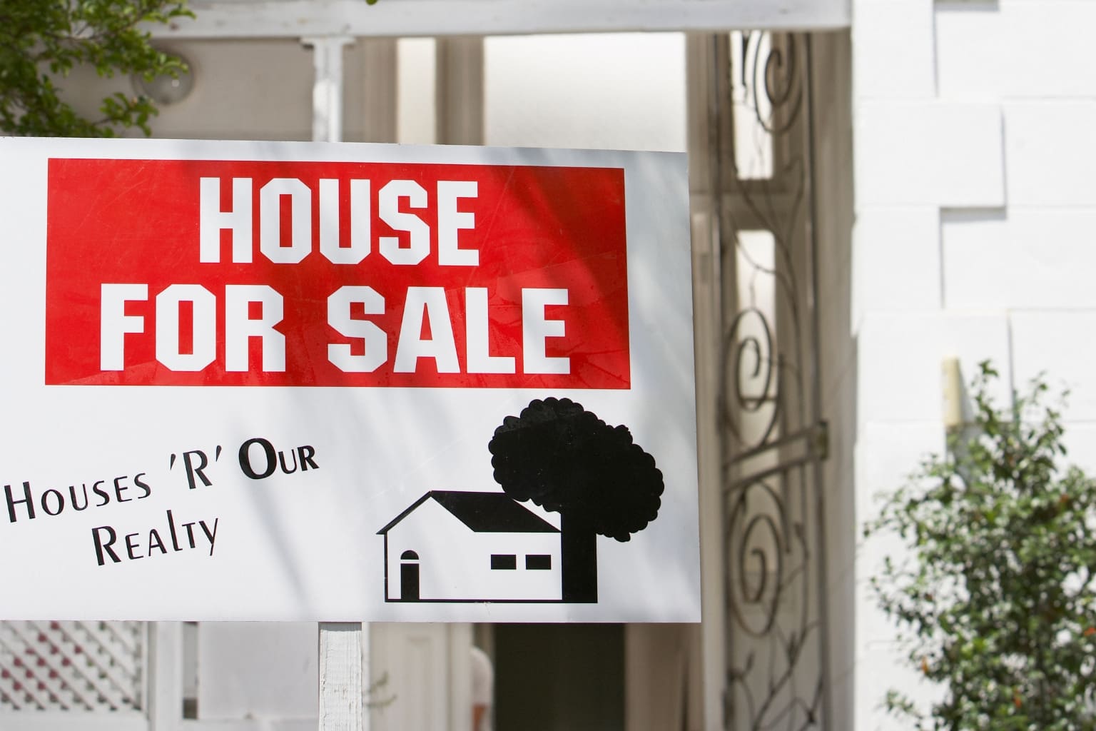 house for sale sign