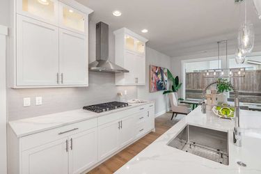 heritageestates-lot2-kitchen2