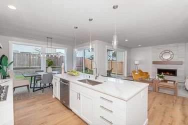 heritageestates-lot2-kitchen3