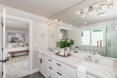 heritageestates-lot2-masterbath2