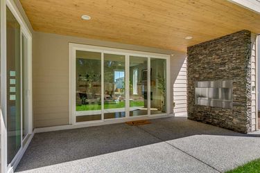 vine-lot11-backporch