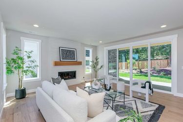 vine-lot11-livingroom