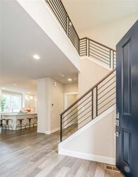 woodincreek-lot16-stair