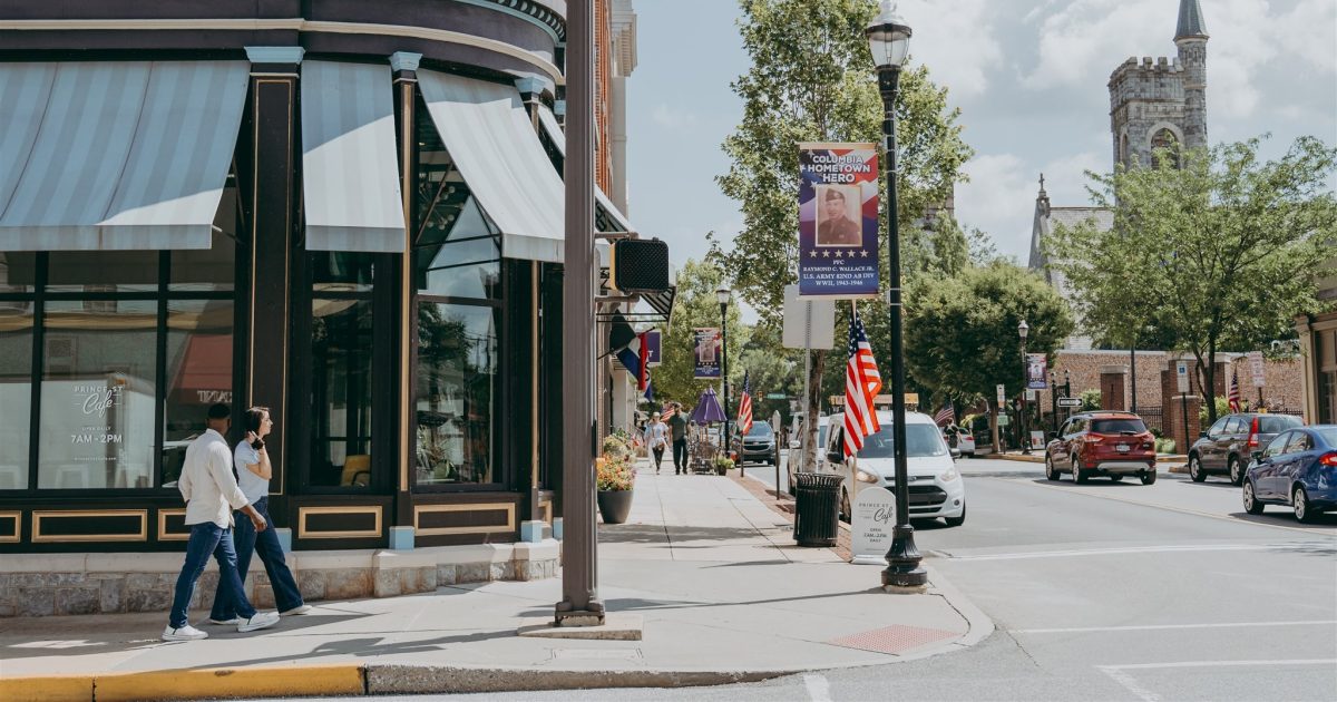 Couple-Walking-Columbia-Towns-Villages-5-Summer-2025_d8bd0c83ca08849b8706d34e56be8dd9