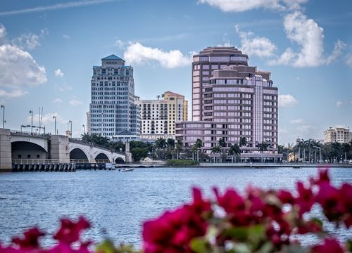 richard-sagredo-ZwM0FtQ3zeY-unsplash (1)