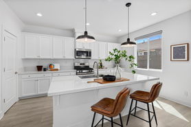 8-web-or-mls-864-Cosmos-Dr-RESHOOT-8