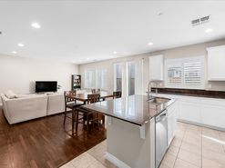 05-FlutterShot Media-5